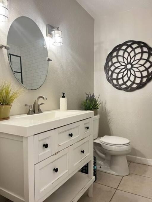 House Close To Downtown, Airport, Raymond James Stadium, And Many More Places タンパ エクステリア 写真