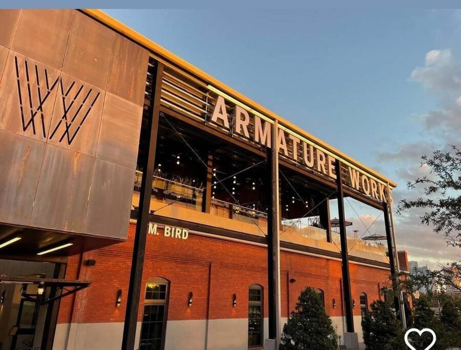 House Close To Downtown, Airport, Raymond James Stadium, And Many More Places タンパ エクステリア 写真