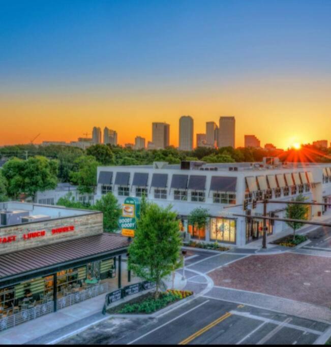House Close To Downtown, Airport, Raymond James Stadium, And Many More Places タンパ エクステリア 写真