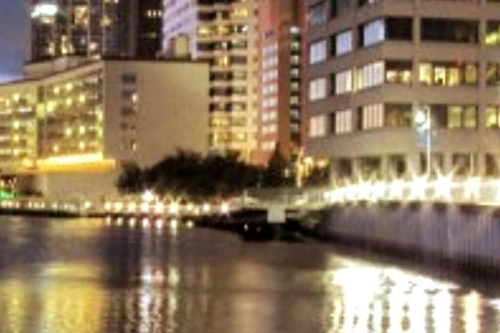 House Close To Downtown, Airport, Raymond James Stadium, And Many More Places タンパ エクステリア 写真