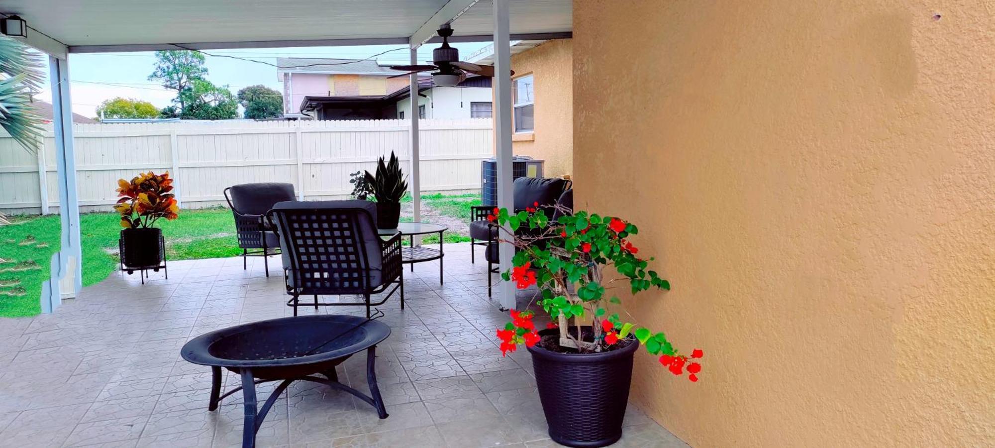 House Close To Downtown, Airport, Raymond James Stadium, And Many More Places タンパ エクステリア 写真